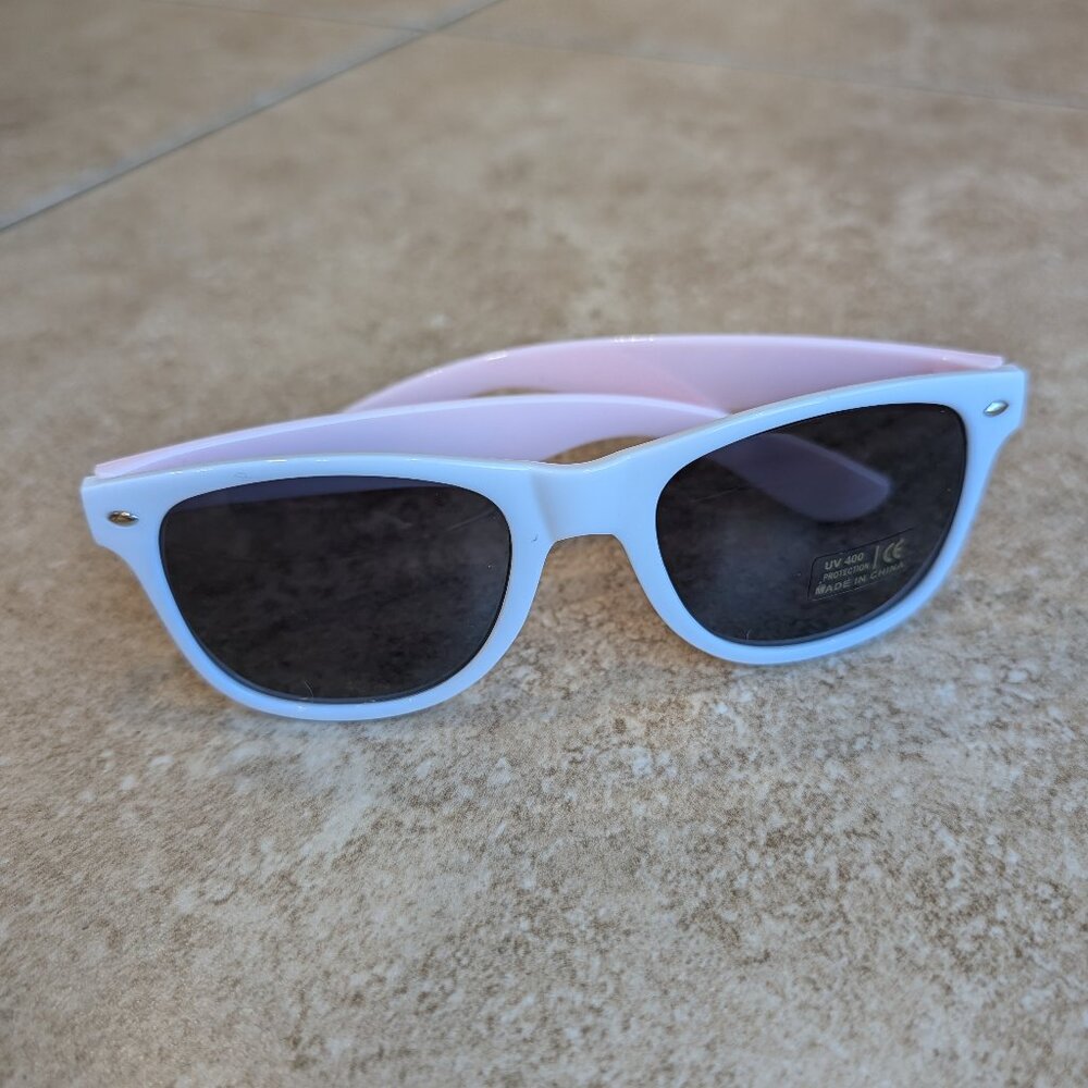 Nintendo Switch - Animal Crossing Sunglasses Sunglass, Pink and White UV 400 Pro